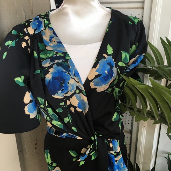 Zara Dresses & Skirts - 💚💙Zara Dress💙💚